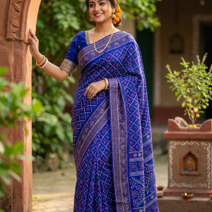 ✅ ব্লাউজপিস সহ — নীলাকাশ ফ্লোরাল চান্দেরী সিল্ক শাড়ি ব্লক প্রিন্ট ডিজাইন